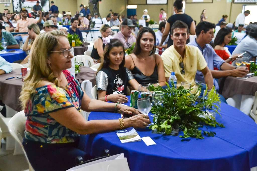 Fotos e Vídeo - 1º Leilão Elo Ms